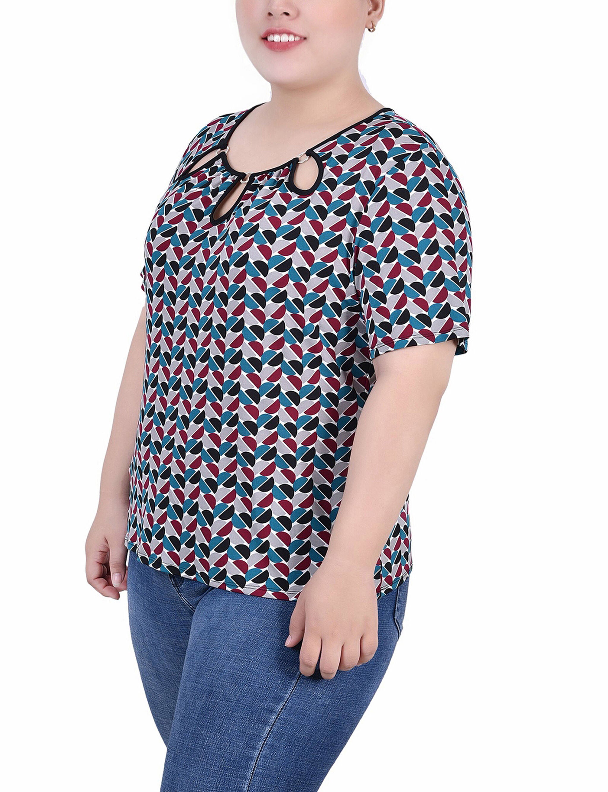 Short Sleeve Top With Ring Details, Black Teal White Geo, alternate image number 1