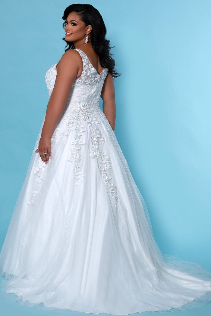 Jasmine Wedding Dress A-line Gown Ivory Size 14, , alternate image number 1