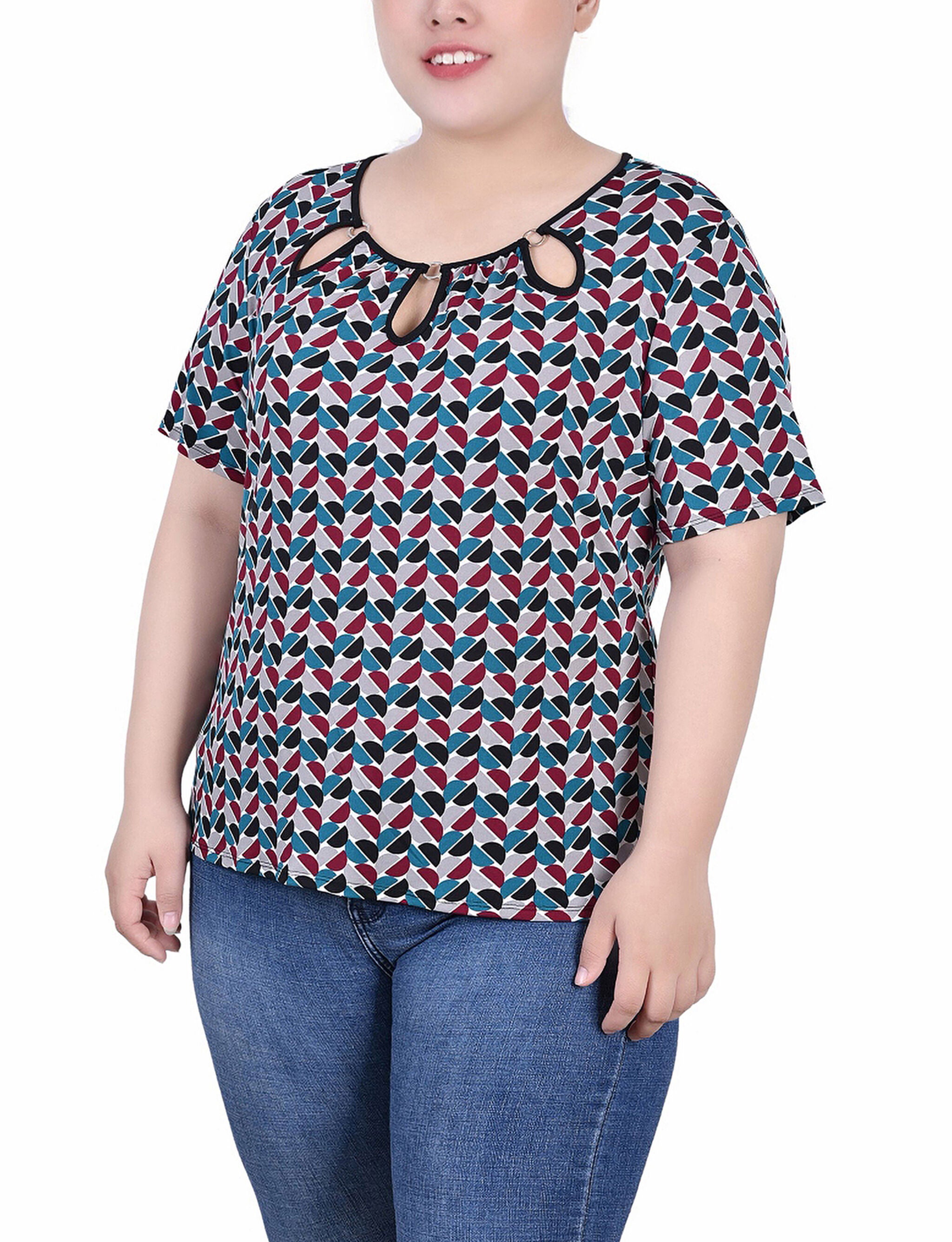 Short Sleeve Top With Ring Details, Black Teal White Geo, hi-res image number 0