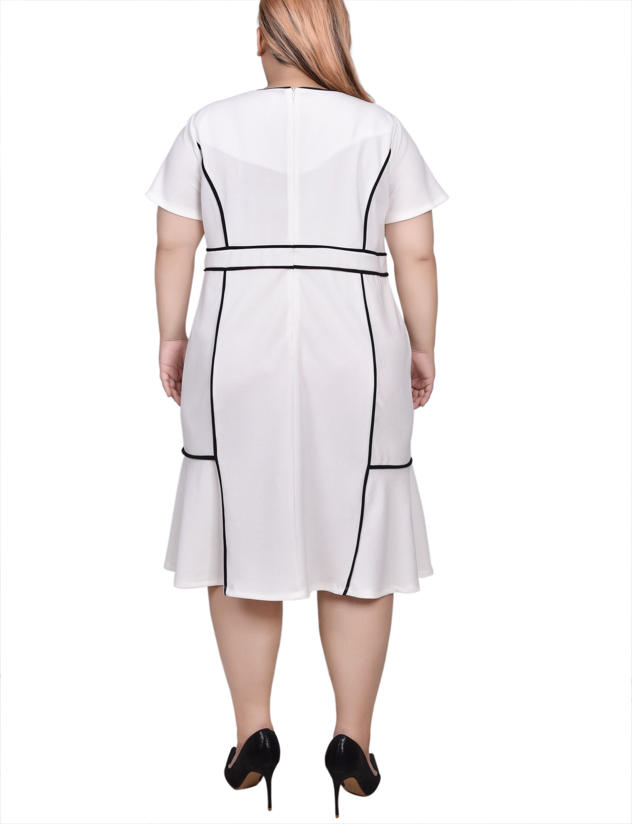 Short Sleeve Piped Detail Dress, , alternate image number 3