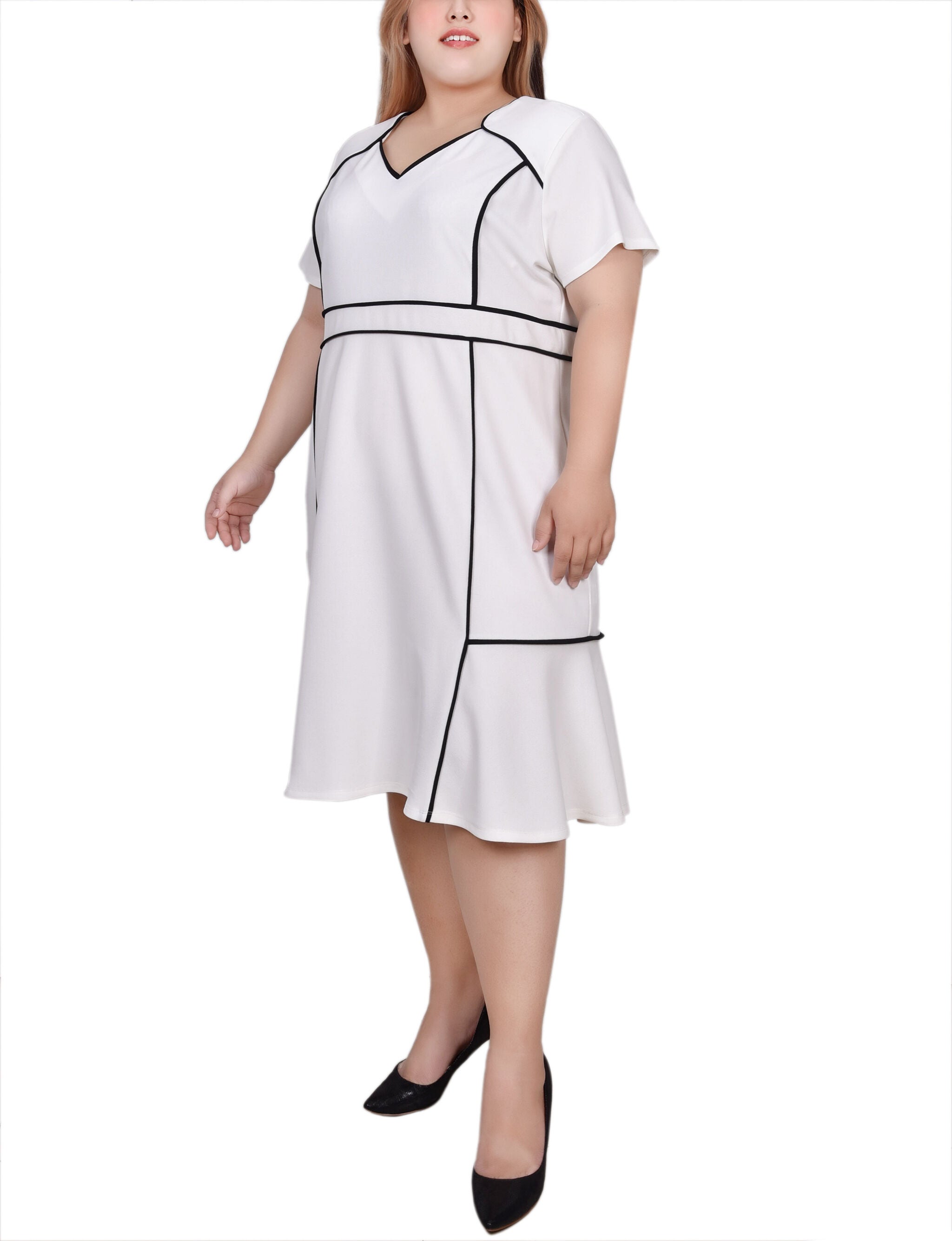 Short Sleeve Piped Detail Dress, White Black / white, alternate image number 1