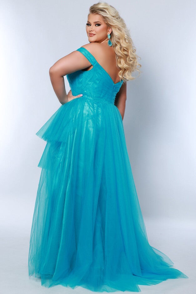 I'VE GOT A CRUSH HIGH LOW FORMAL DRESS, Blue / Turquoise, alternate image number 1