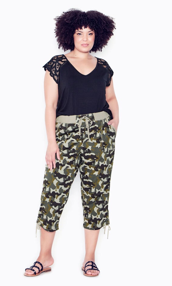 Cotton Cinch Print Capri - camo, Green, hi-res image number 0