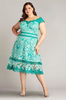 Plus Size Formal Dresses | Elegant Looks in Sizes 1032 | Dia & Co Plus Size Formal Dresses | Elegant Looks in Sizes 1032 | Dia & Co