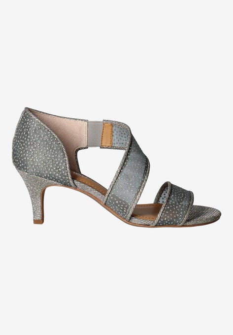 Jivika Sandal, , alternate image number null