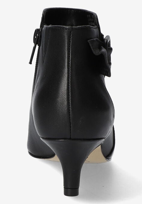 Bindi Bootie, , on-hover image number null