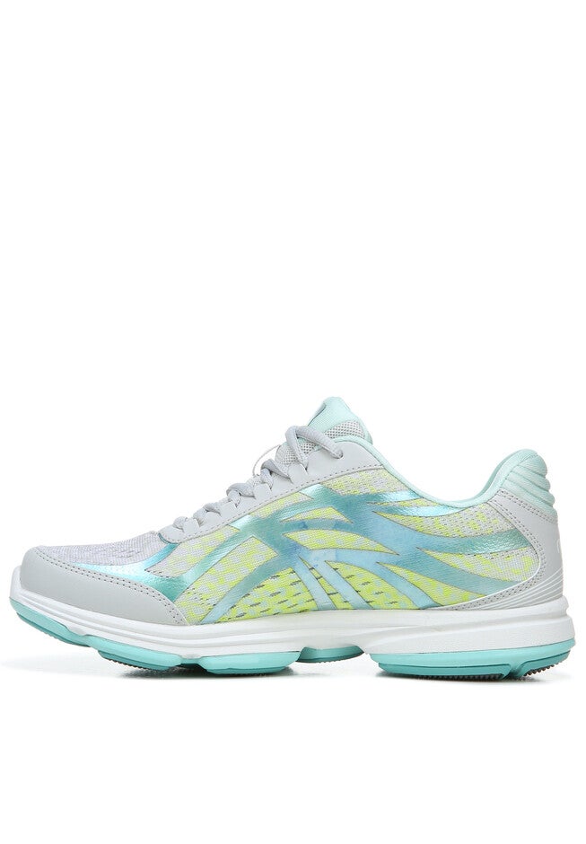 Devotion Plus 3 Walking Sneaker, , alternate image number null