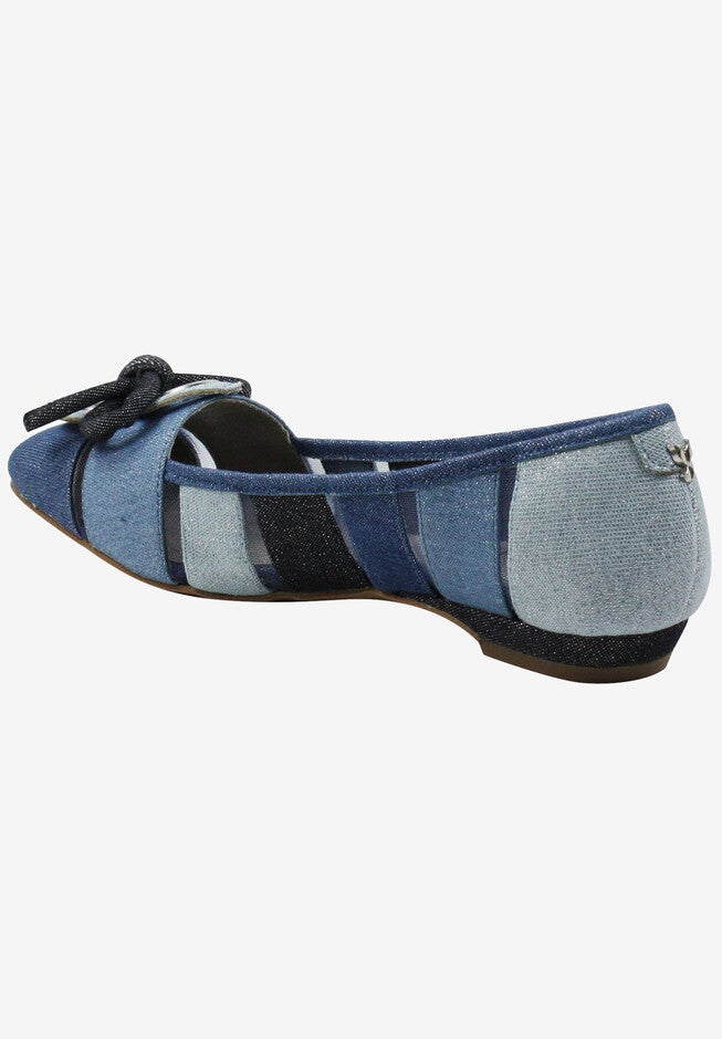 Edie Flat, , on-hover image number 1