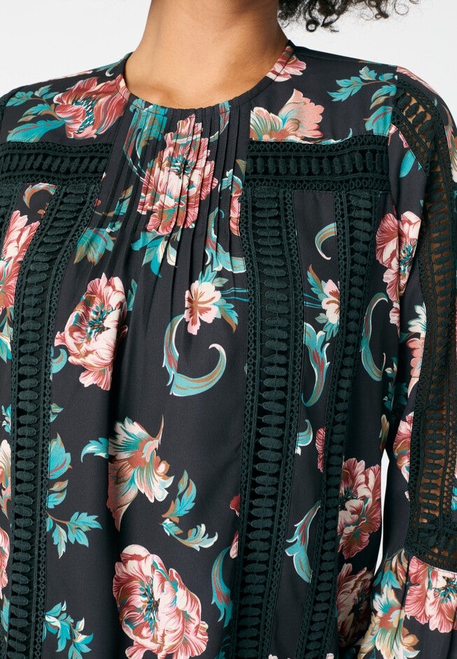 Lace-Trim Blouson-Sleeve Top, BLACK SCROLL GARDEN, alternate image number 4