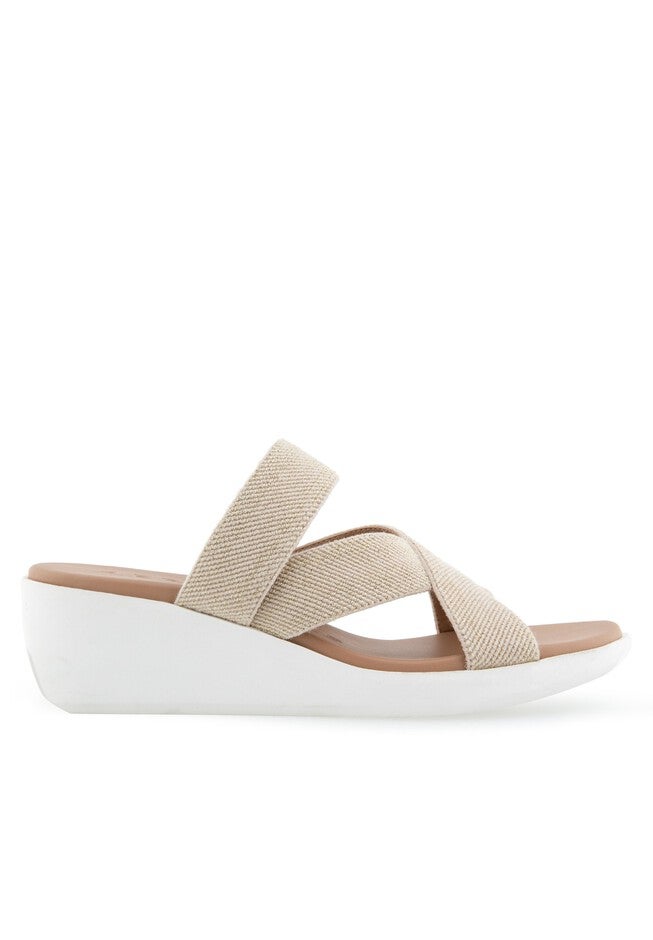 Ilona Sandal, , alternate image number 2