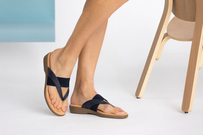 Cliffs Bumble Sandal, , alternate image number null