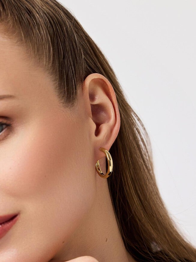 Giulia Large Gold Hoop Earrings, GOLD, alternate image number 2