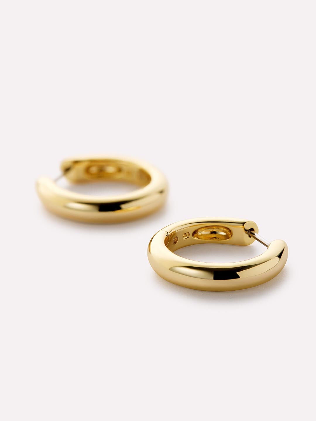 Giulia Medium Gold Hoop Earrings, GOLD, alternate image number 5