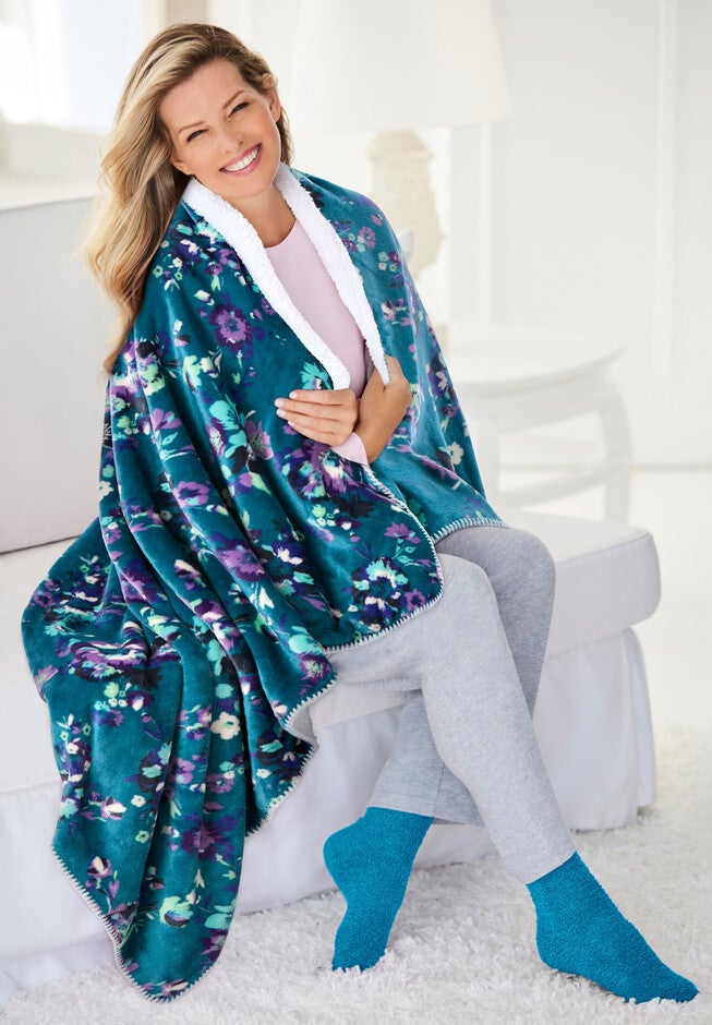 Fluffy Sock & Throw Set, , alternate image number null