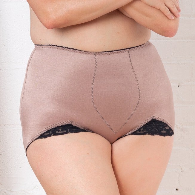 Light Shaping Panty with comfort V Leg lace design, MOCHA, hi-res image number 0