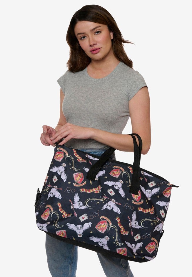 Harry Potter Weekender Duffel Bag Travel Carry-On Hedwig Gryffindor, , alternate image number 5
