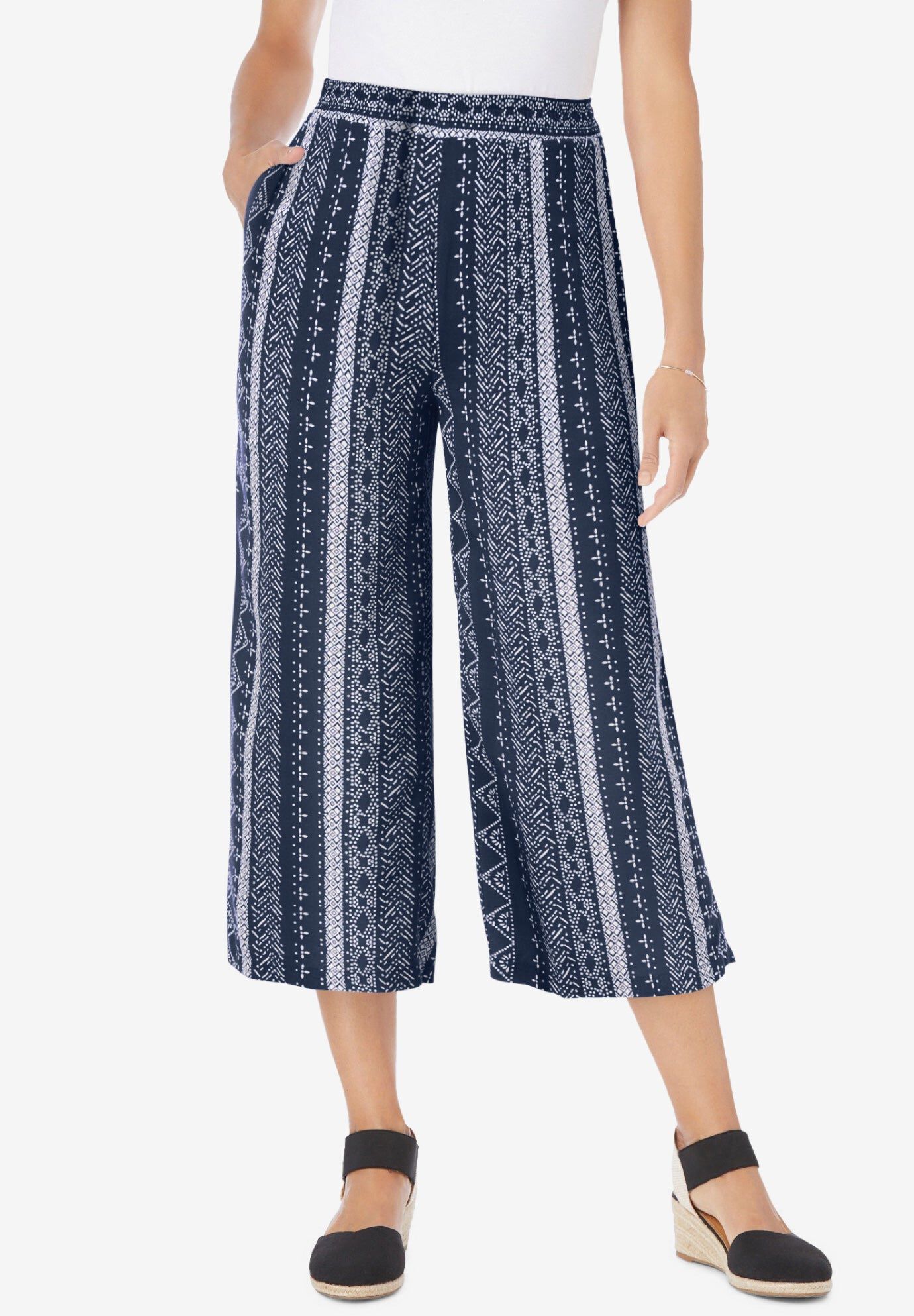 Pull-On Elastic-Waist Soft Capri