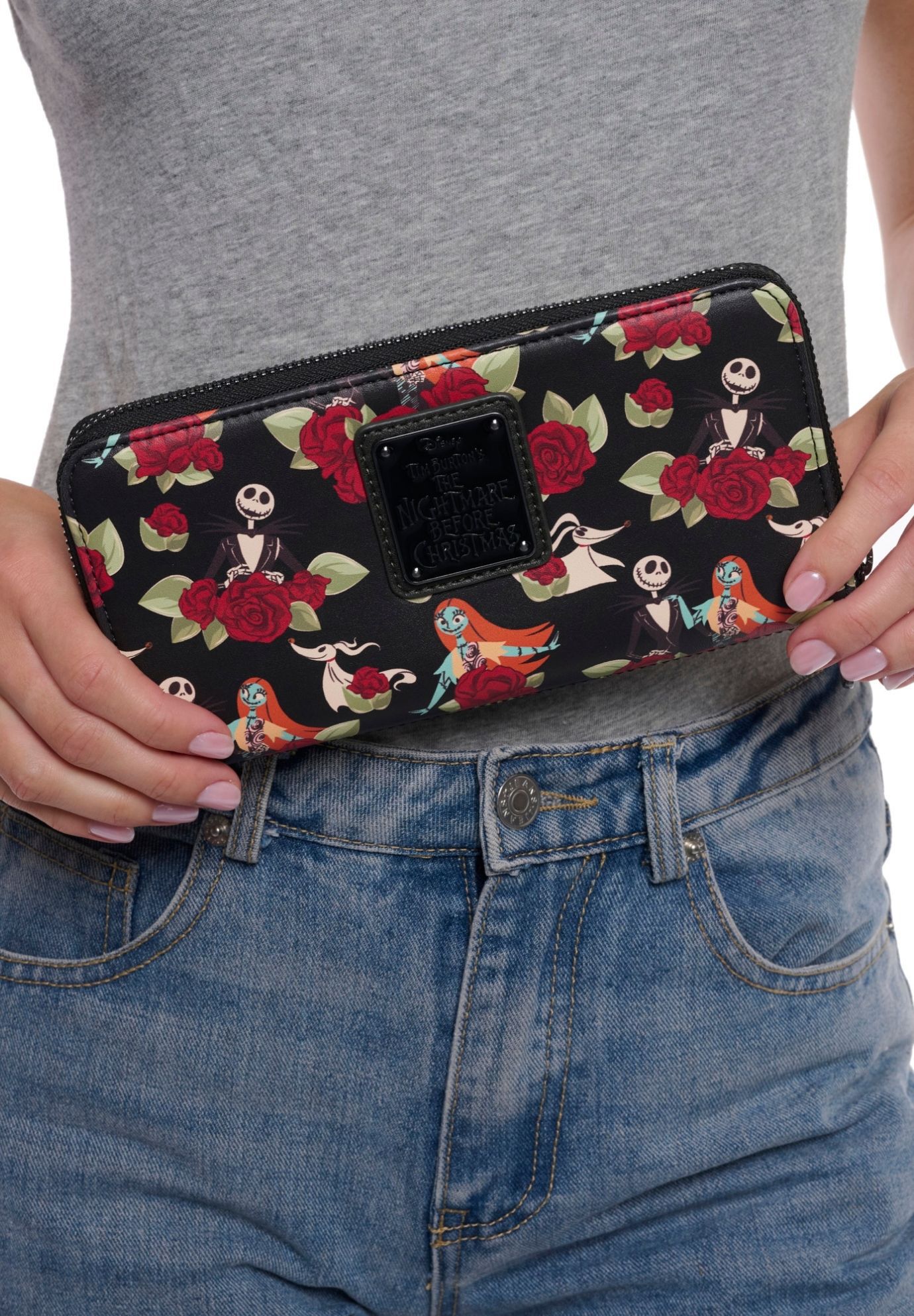 Loungefly x The Nightmare Before Christmas Jack Skellington Floral Zip Wallet, BLACK, alternate image number 4