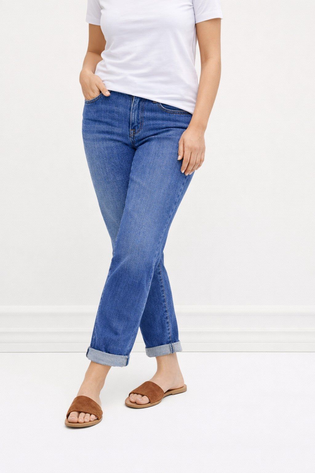 Mid-Rise Stretch 5-Pocket Relaxed Fit Boyfriend Jeans