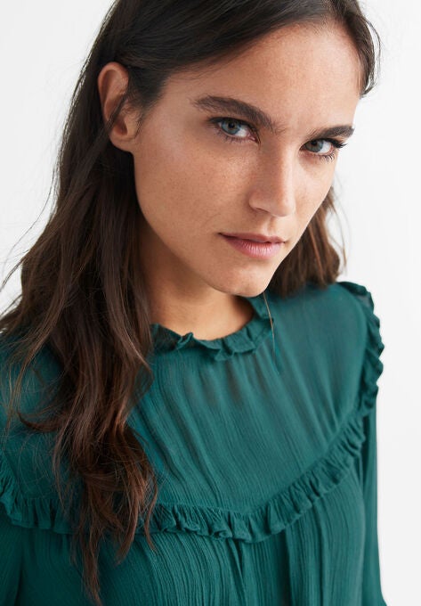 Ruffle-Trim Crinkle Blouse, , alternate image number null