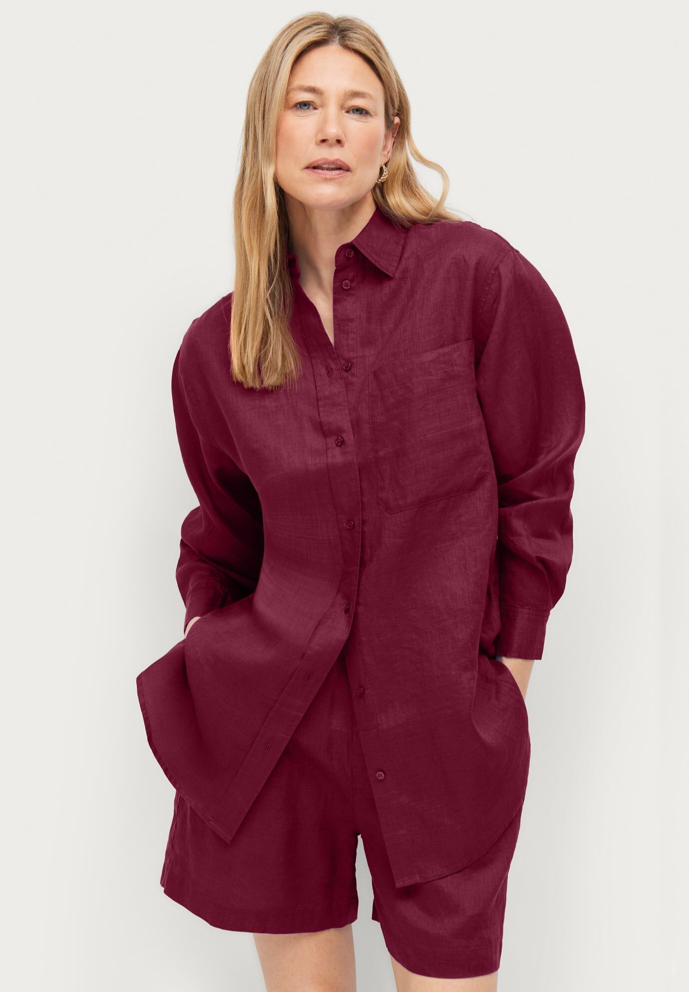Linen-Blend Elastic Waist Shorts