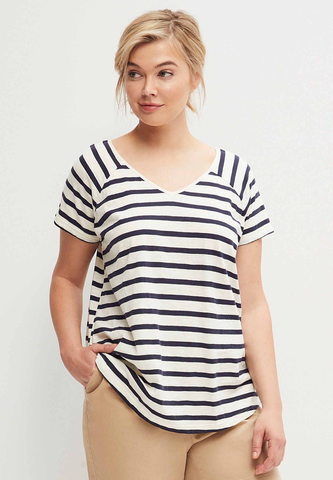 Cotton Jersey Slub V-Neck Short Sleeve Relaxed Tee
