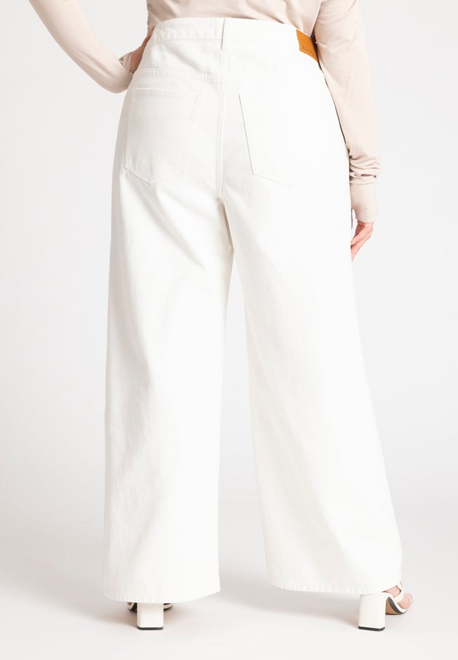 The Yvette Rigid Wide Leg Jean image number null