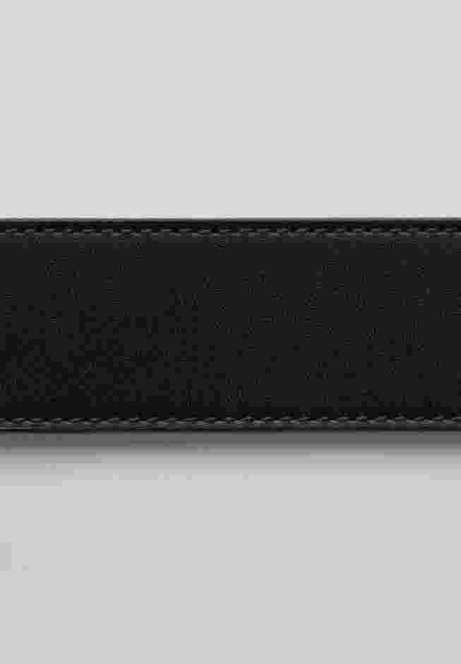 Casual Stitched Edge Leather Belt image number 1