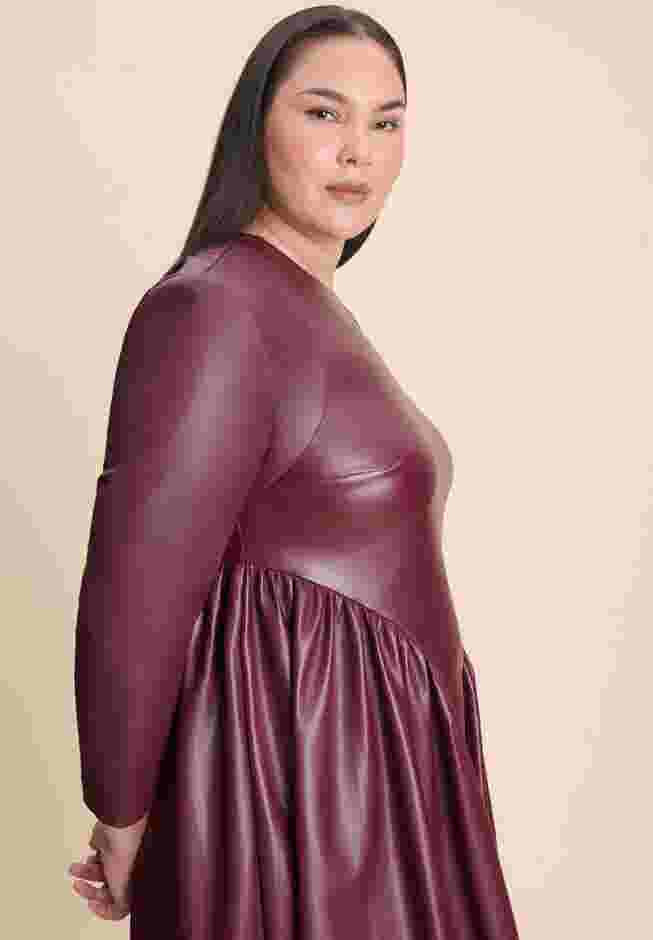 Faux Leather Layering Sleeves image number 2