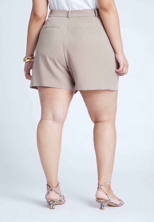 The Fluid Crepe Short image number 2