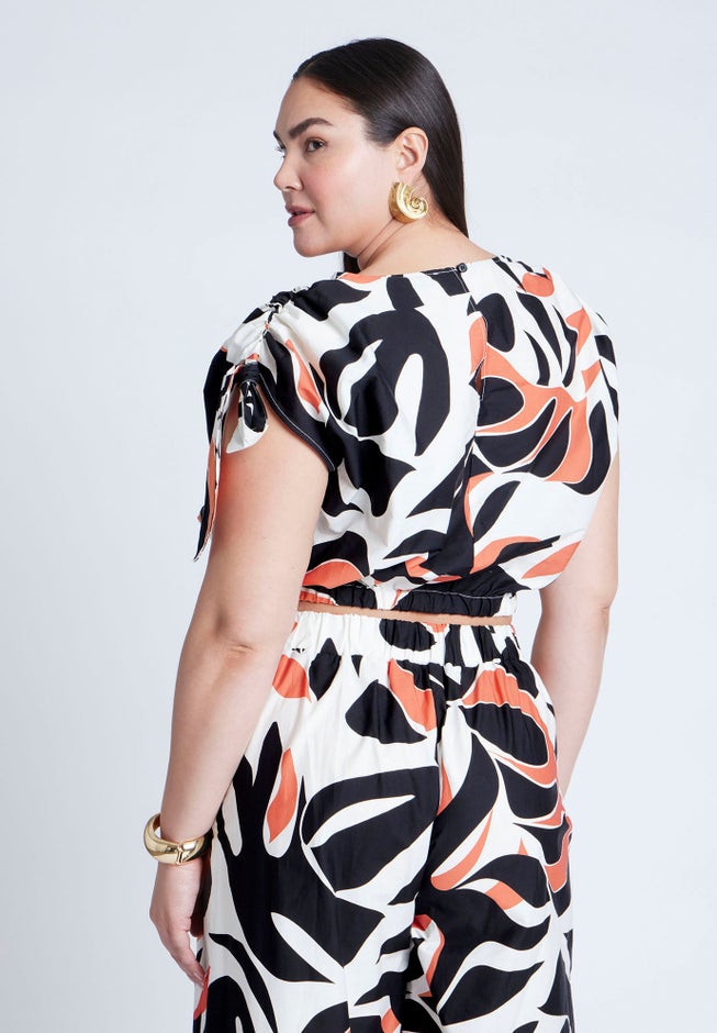 Shoulder Tie Crop Top image number 1