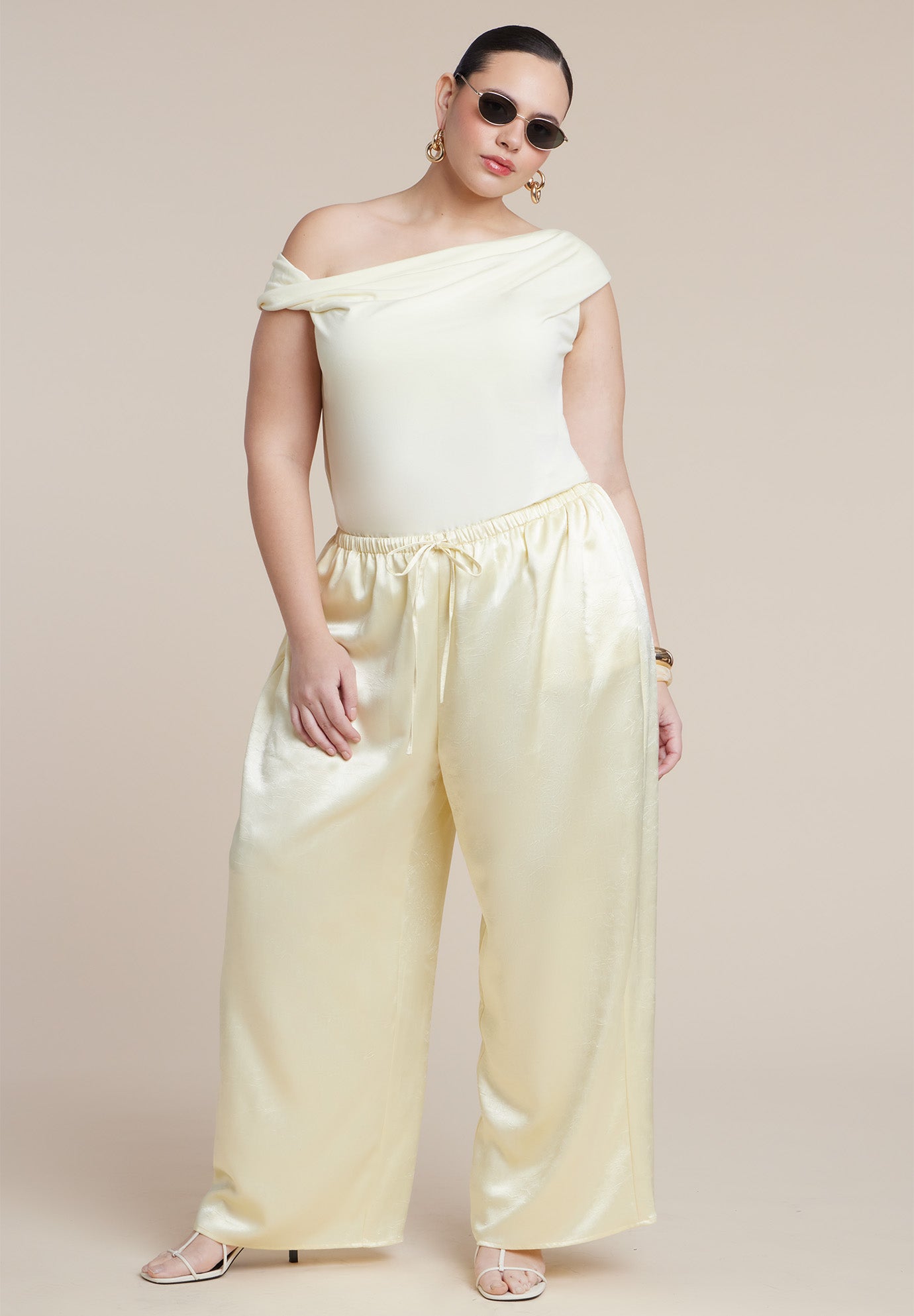 Asym Twist Sleeve Top image number 2