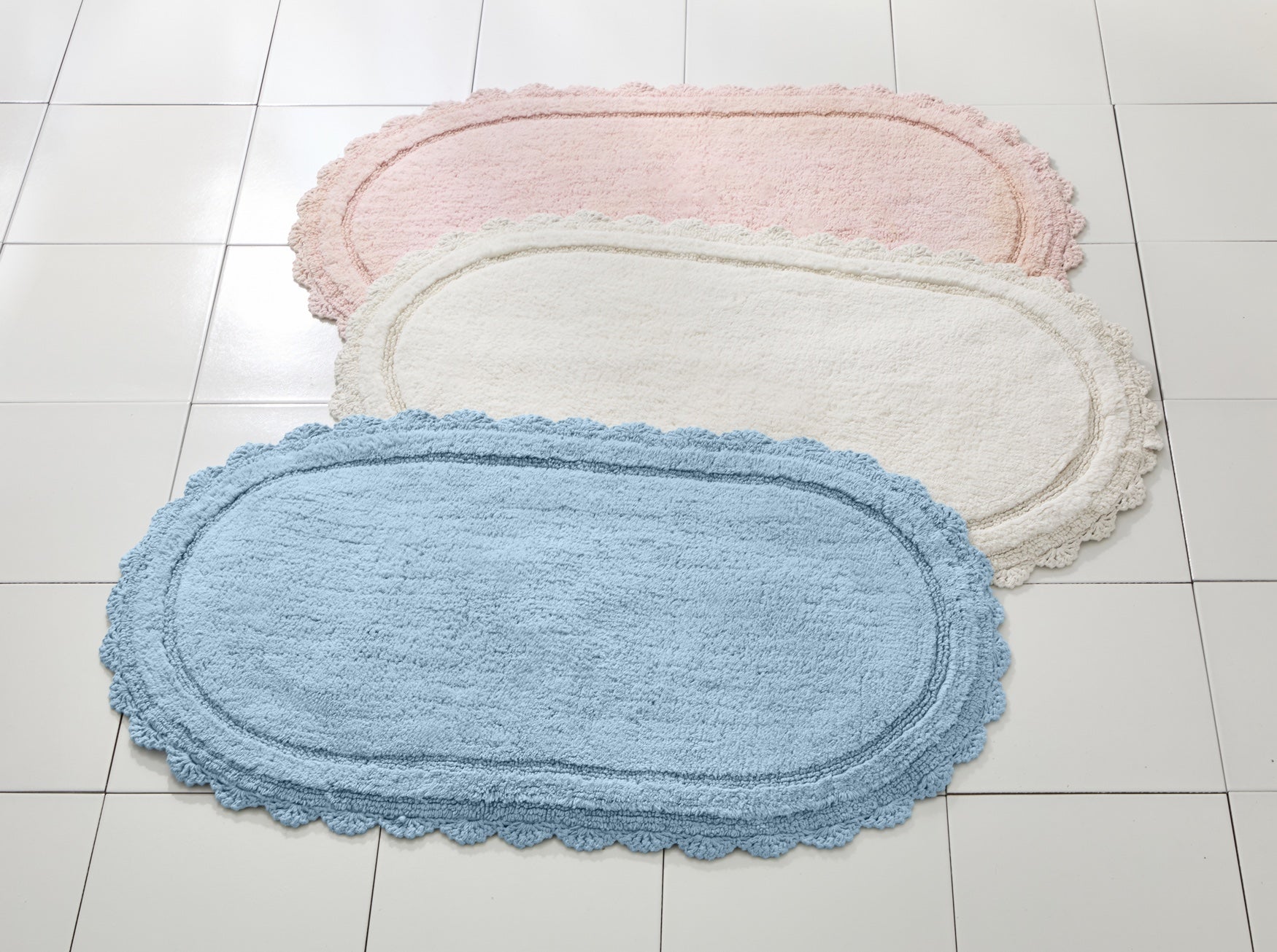 Half Round Crochet Bath Mat  image number 0