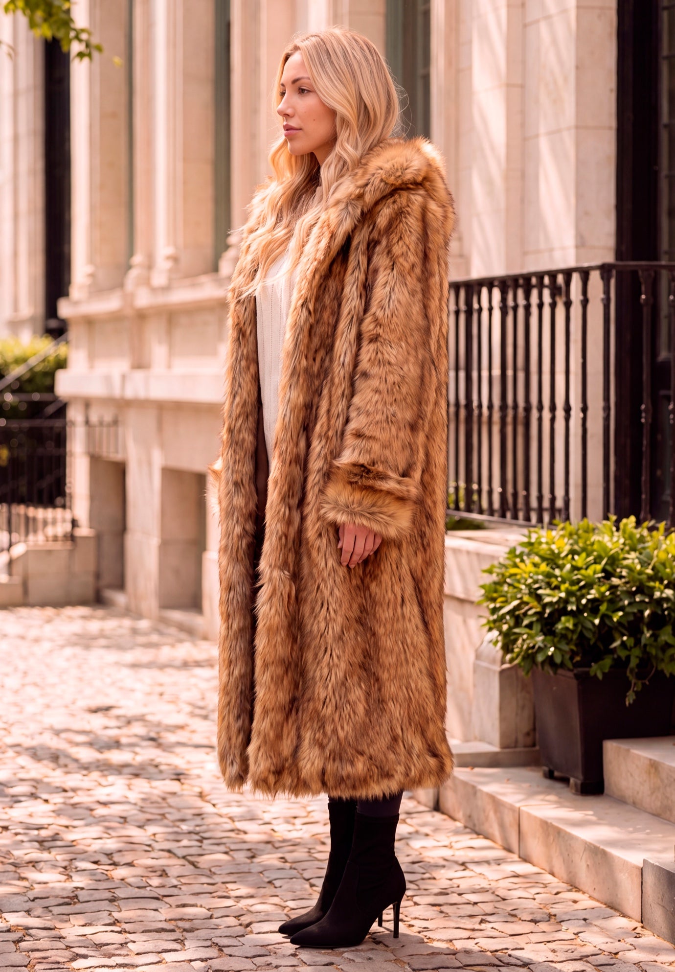 Plus Size Hooded Faux Fur Coat image number 3