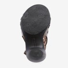 The Brooks Shootie image number null