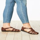 The Cooper Fisherman Flat image number null