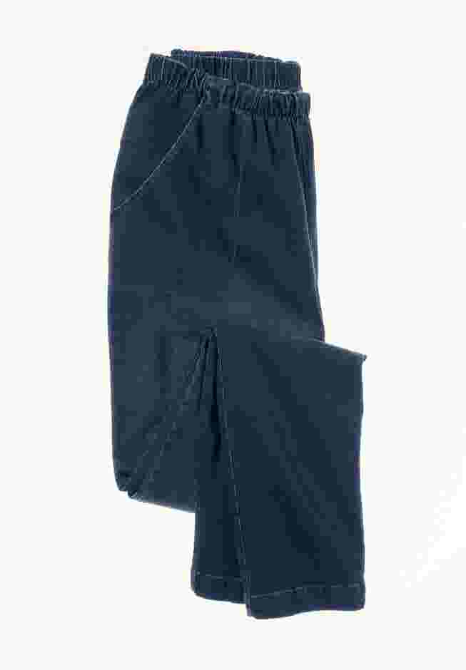Straight Leg Fineline Denim Jean image number 3