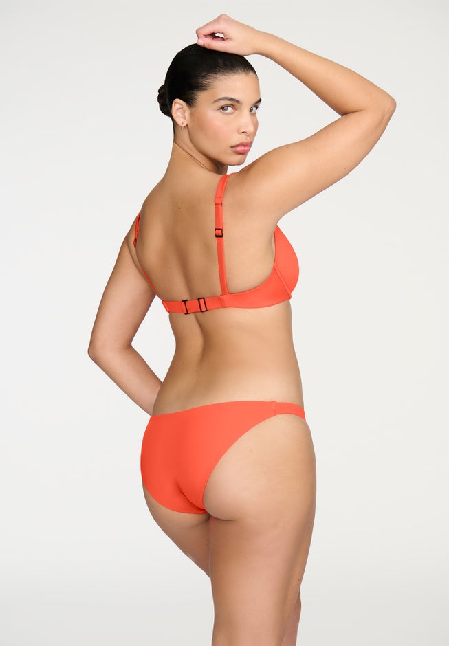 The Scoop - Swim image number 2