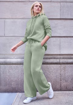 Wide Leg Fleece Sweatpant With Drawstring Waist