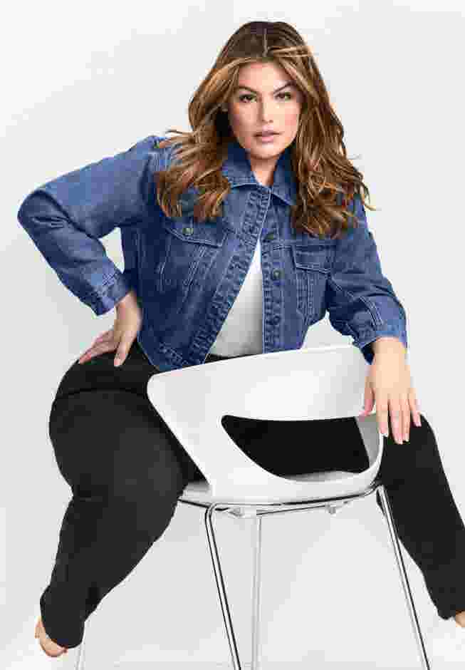 Emma Denim Cropped Jacket image number 3