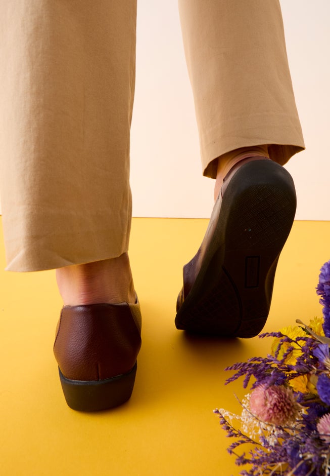 The Gab Faux Leather Slip On Flat image number 7