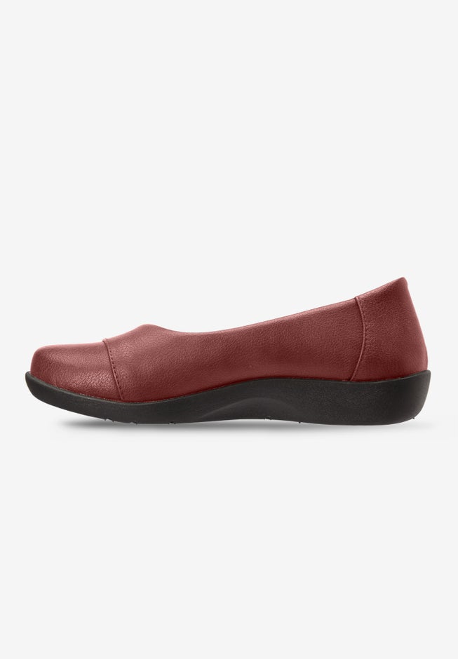 The Gab Faux Leather Slip On Flat image number 4