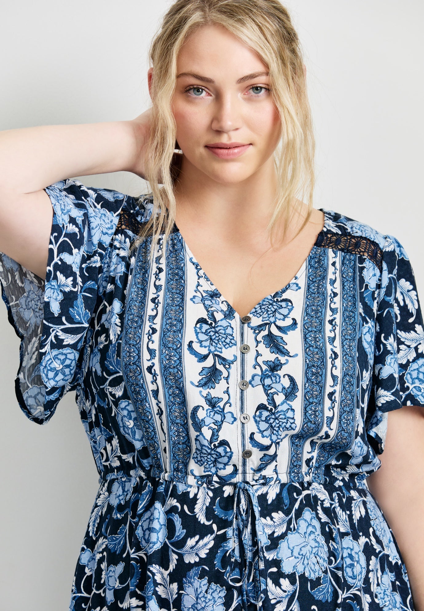 Emmy Placement Print Maxi Dress image number 3