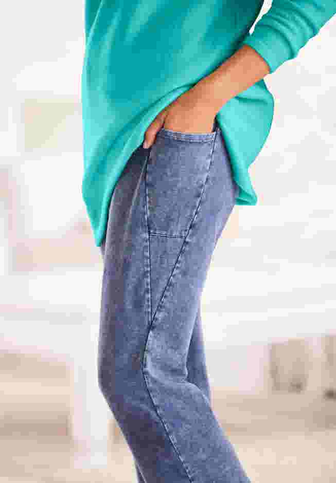 Stretch Cotton Pocket Bootcut Legging image number 4