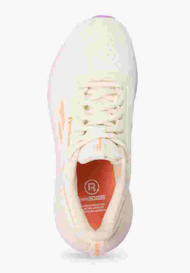 The DMX Comfort + Sneaker image number 4
