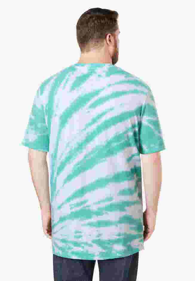 Shrink-Less Lightweight Longer-Length Crewneck Pocket T-Shirt image number 1
