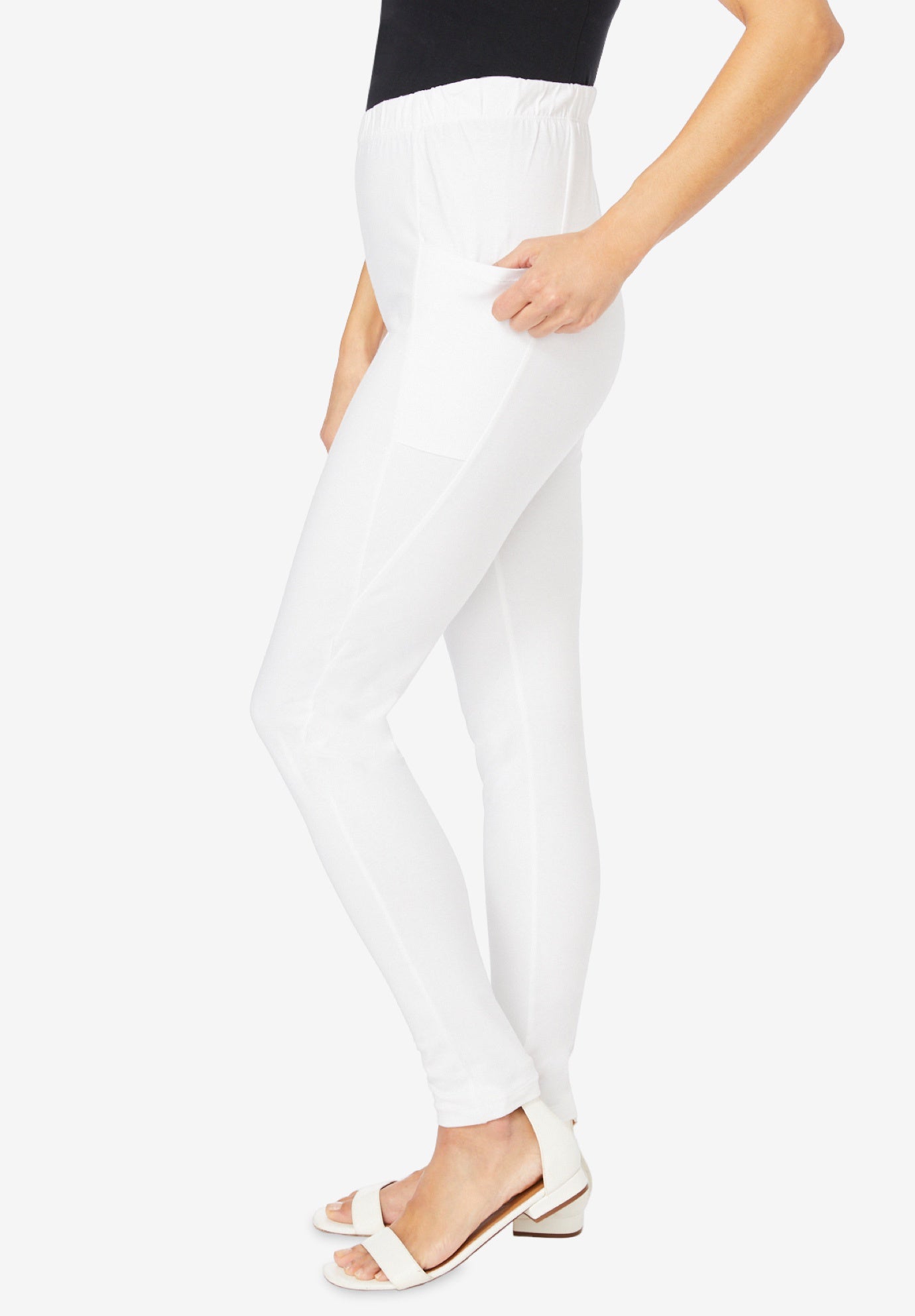 Side Pocket Essential Legging image number 3
