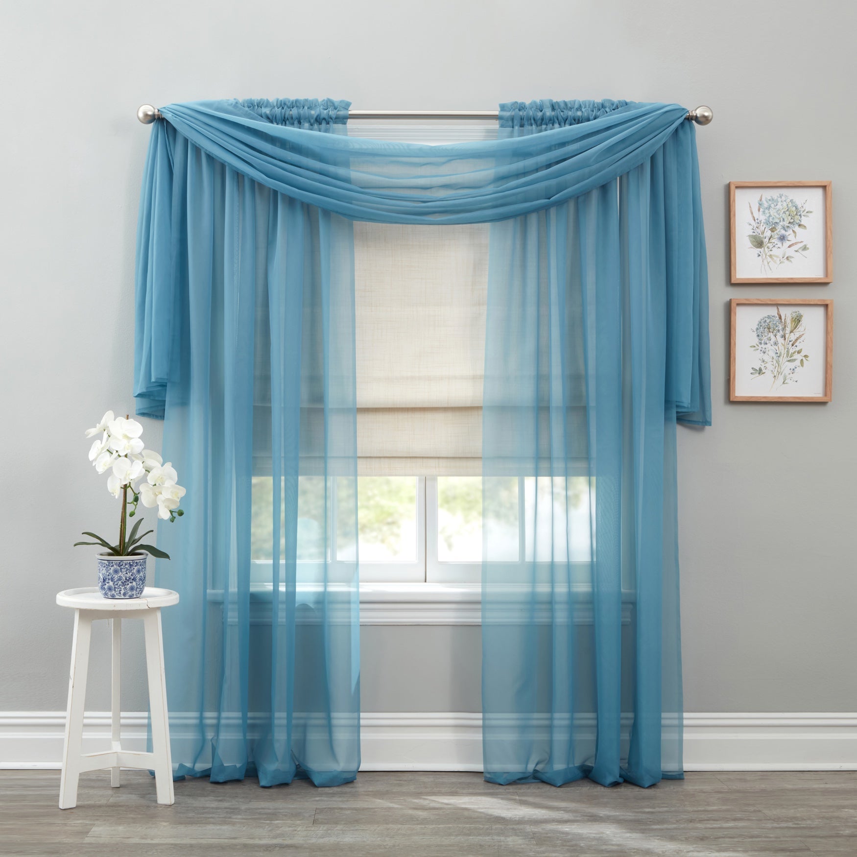 Sun Zero™ Somerton Textured 100% Blackout Cordless Roman Shade image number 2
