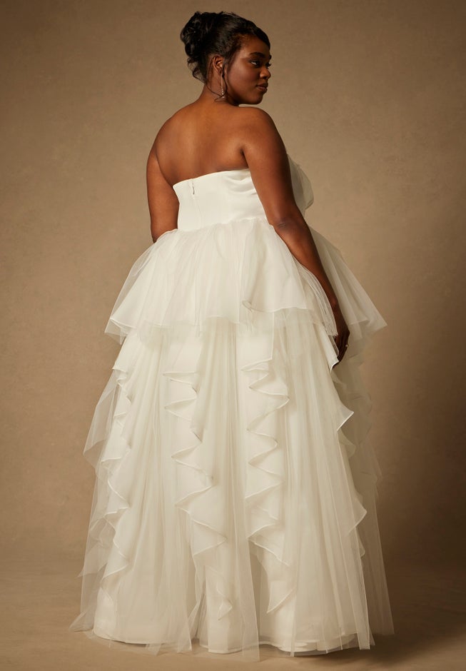 Bridal by ELOQUII Strapless Princess Gown With Full Pleated Skirt image number 4