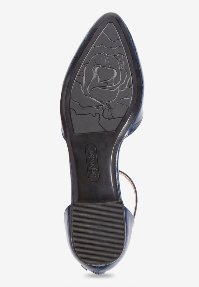 The Loucia Pump image number 2